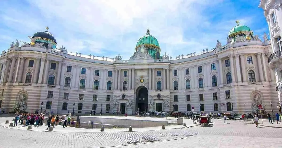 Family Deluxe A Stone Throw From The City Centre And Danube Vienna 0*,